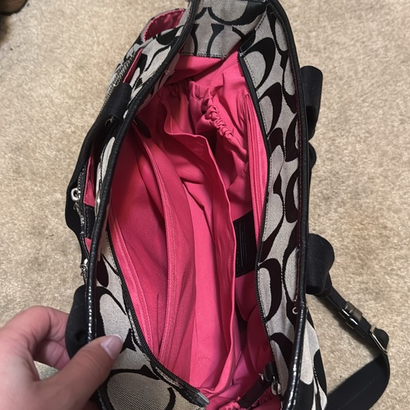 Coach like new laptop bag.  Tons of space great shape like new - Picture 2 of 2